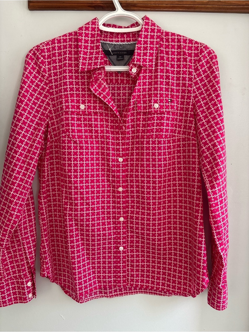 Tommy Hilfiger Hot Pink & White Geometric Button-Up Shirt